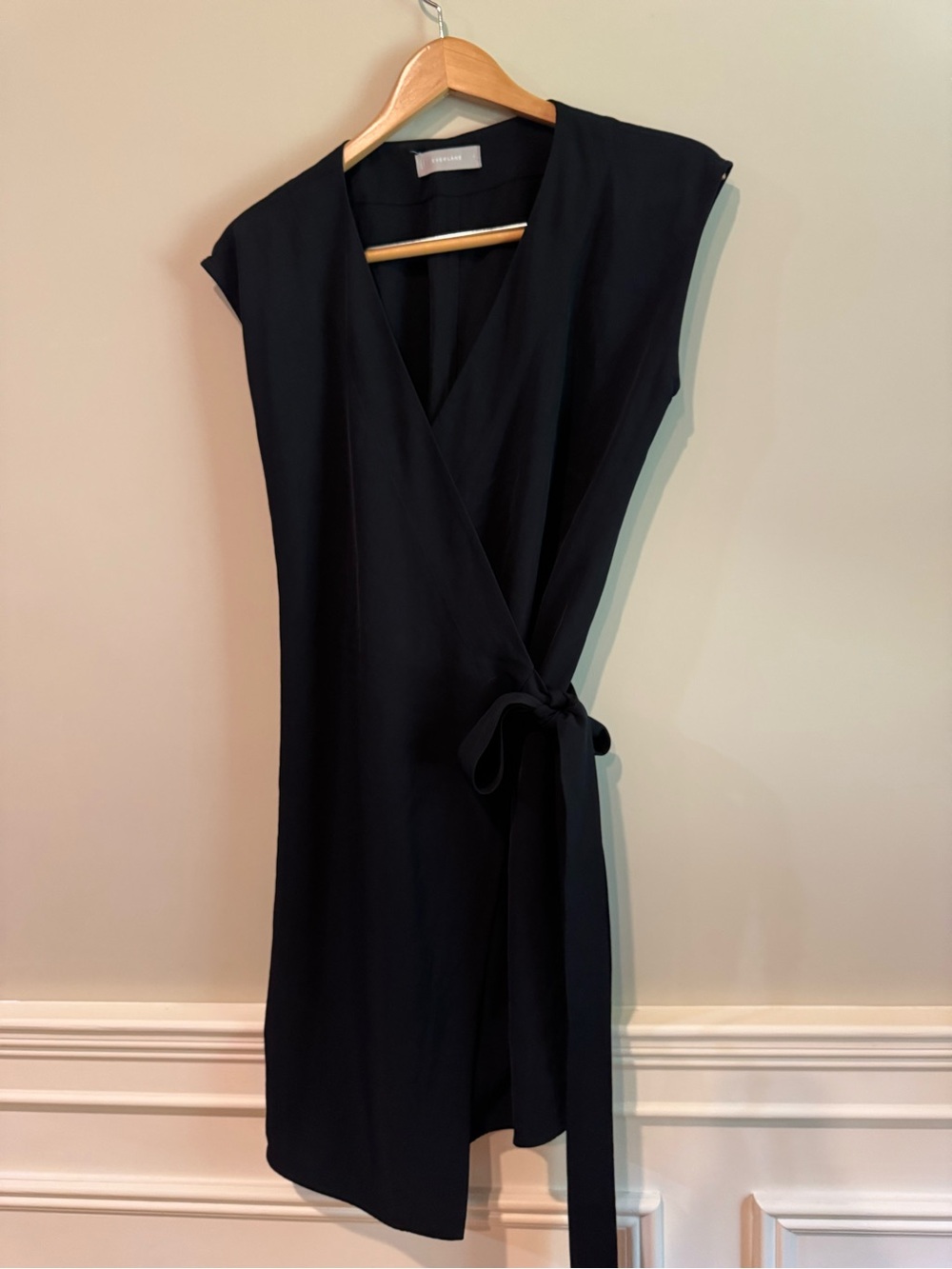 Everlane Sleeveless Wrap Dress in Black size 2